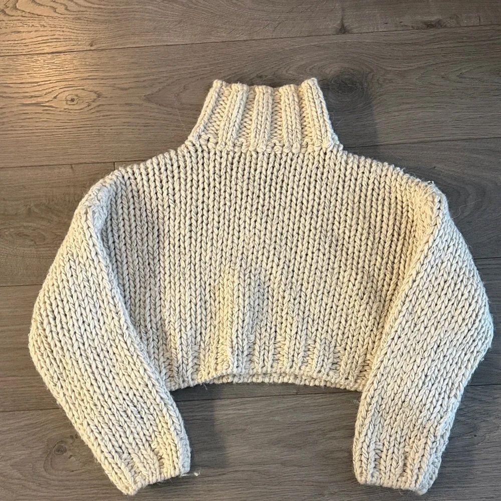 Zara Cream Cropped Chunky Turtleneck Sweater - Picture 1 of 2